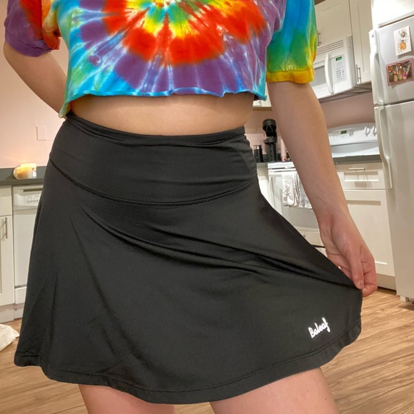 Black Amazon Baleaf tennis skort with built in shorts - Picture 4 of 4